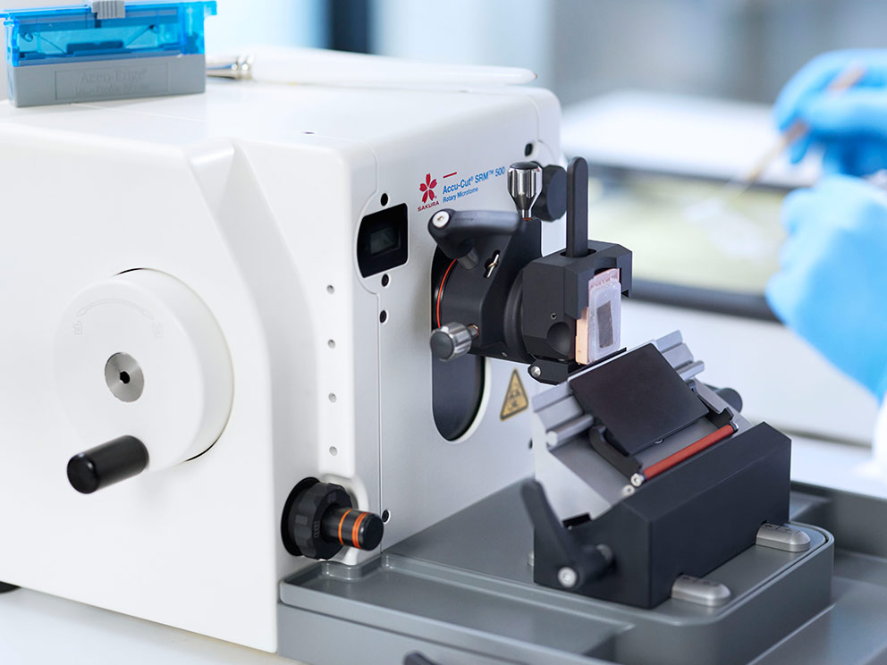 solutions_srm500_microtomevisual_992x744.jpg
